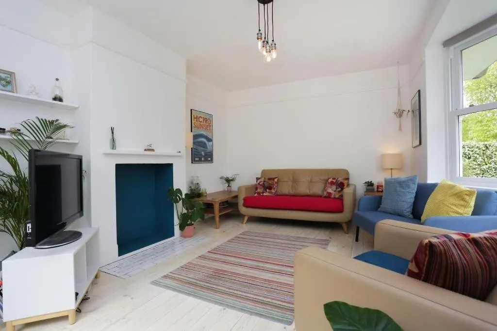 Bournecoast: Home With Garden-Wifi-Parking-Hb7352 Bournemouth 0*,  United Kingdom