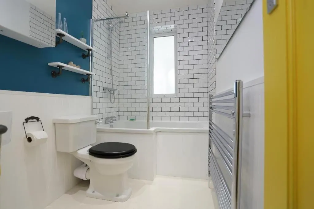 Bournecoast: Home With Garden-Wifi-Parking-Hb7352 Bournemouth Holiday home